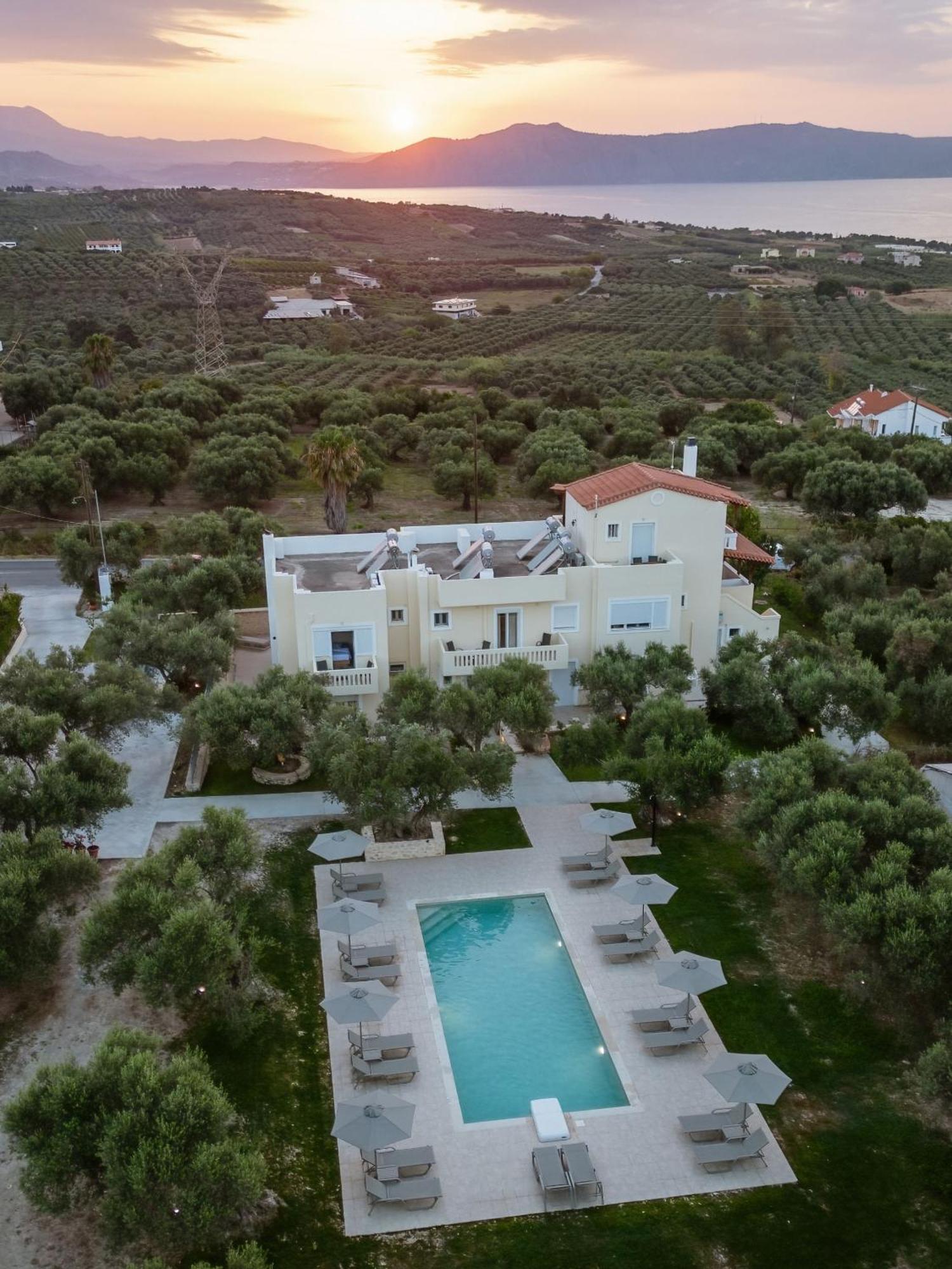 Lyrids Apartments Episkopi-Chania Exterior photo